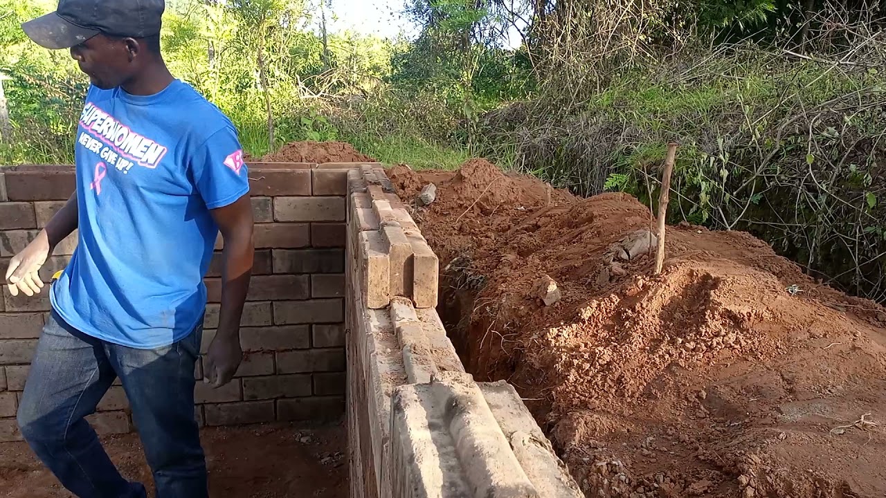 How To Build With Interlocking Bricks MAKIGA(ISSB) In Kenya/Beautiful & Affordable ( ISSSB)