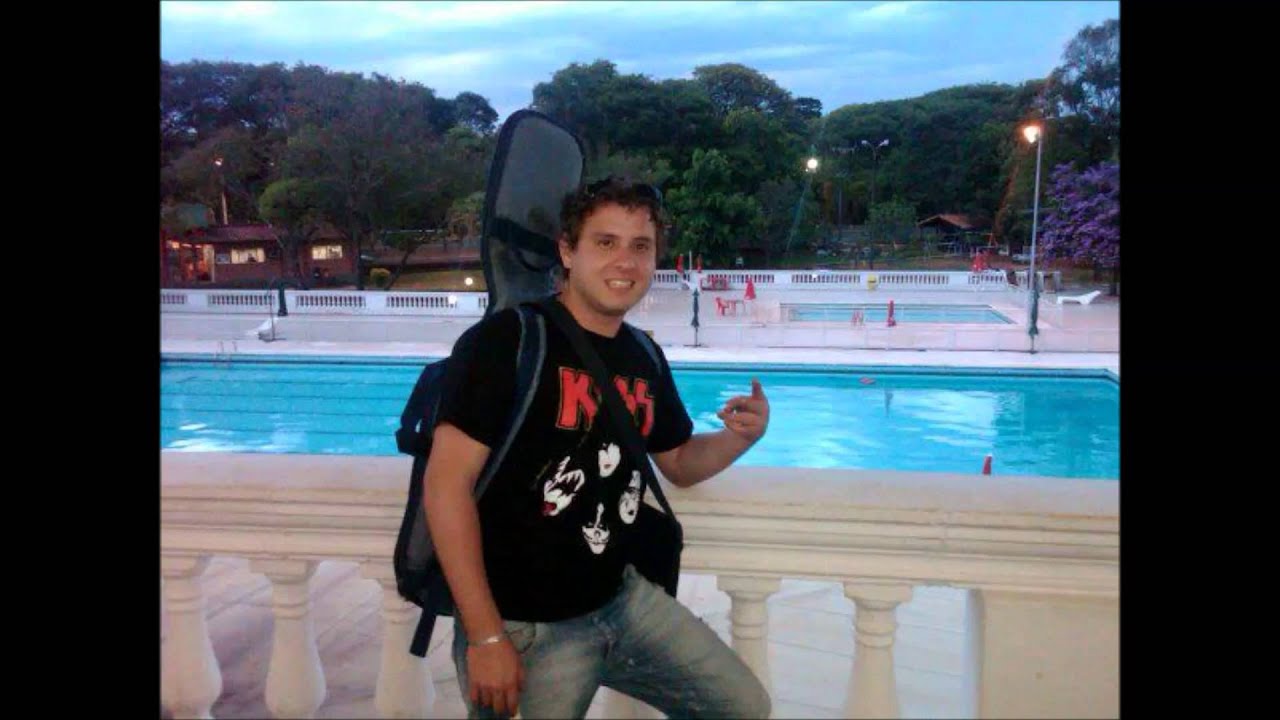 Hugo Ruiz Ruiz Diaz - Cover: Secretos  (Alejandro Lerner)