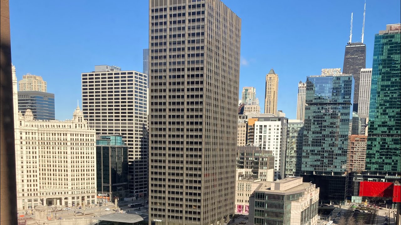 MY RECENT TRIP TO CHICAGO/ HOW I LOST MY WALLET 💳/FOOD REVIEWS/CRUISING THE CHICAGO RIVER/TOO COLD