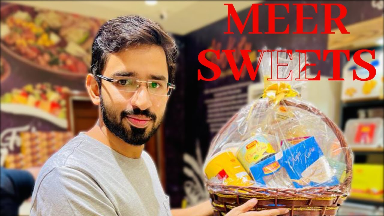 A visit to Meer sweets | Sandwich of Meer sweets is delicious || Meer sweets Faisalabad review