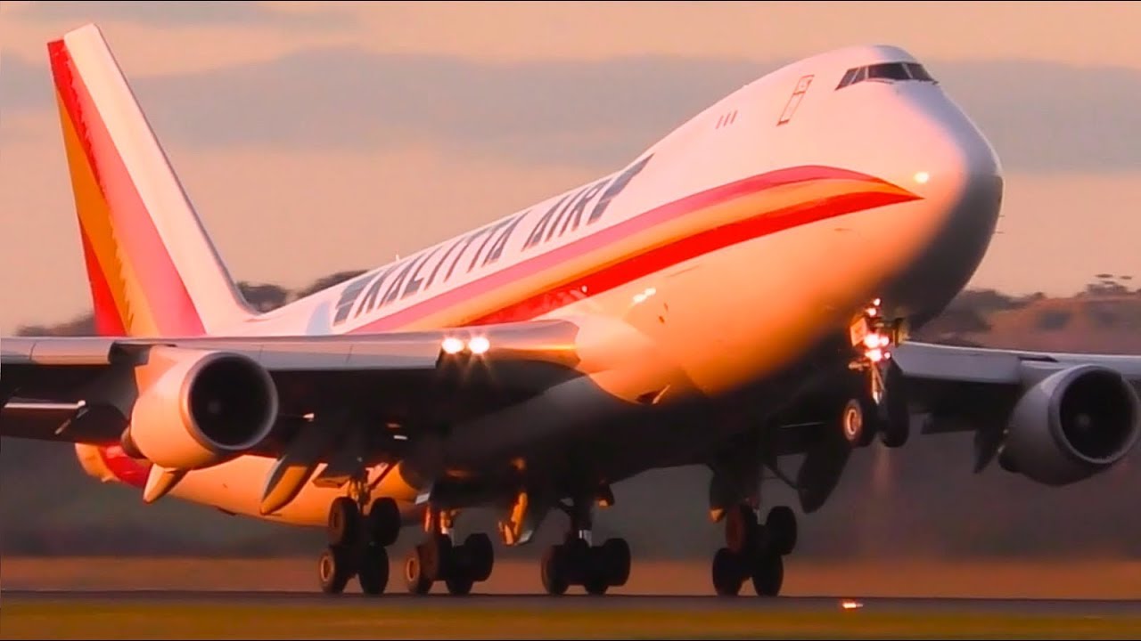 STUNNING Kalitta Air Boeing 747 SUNSET Takeoff & Landing ● Melbourne Airport Plane Spotting