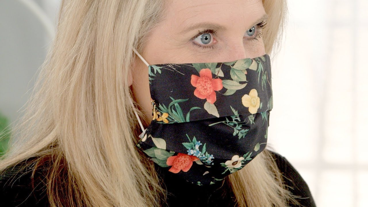 Easy-to-make Cozy Face Mask Cover