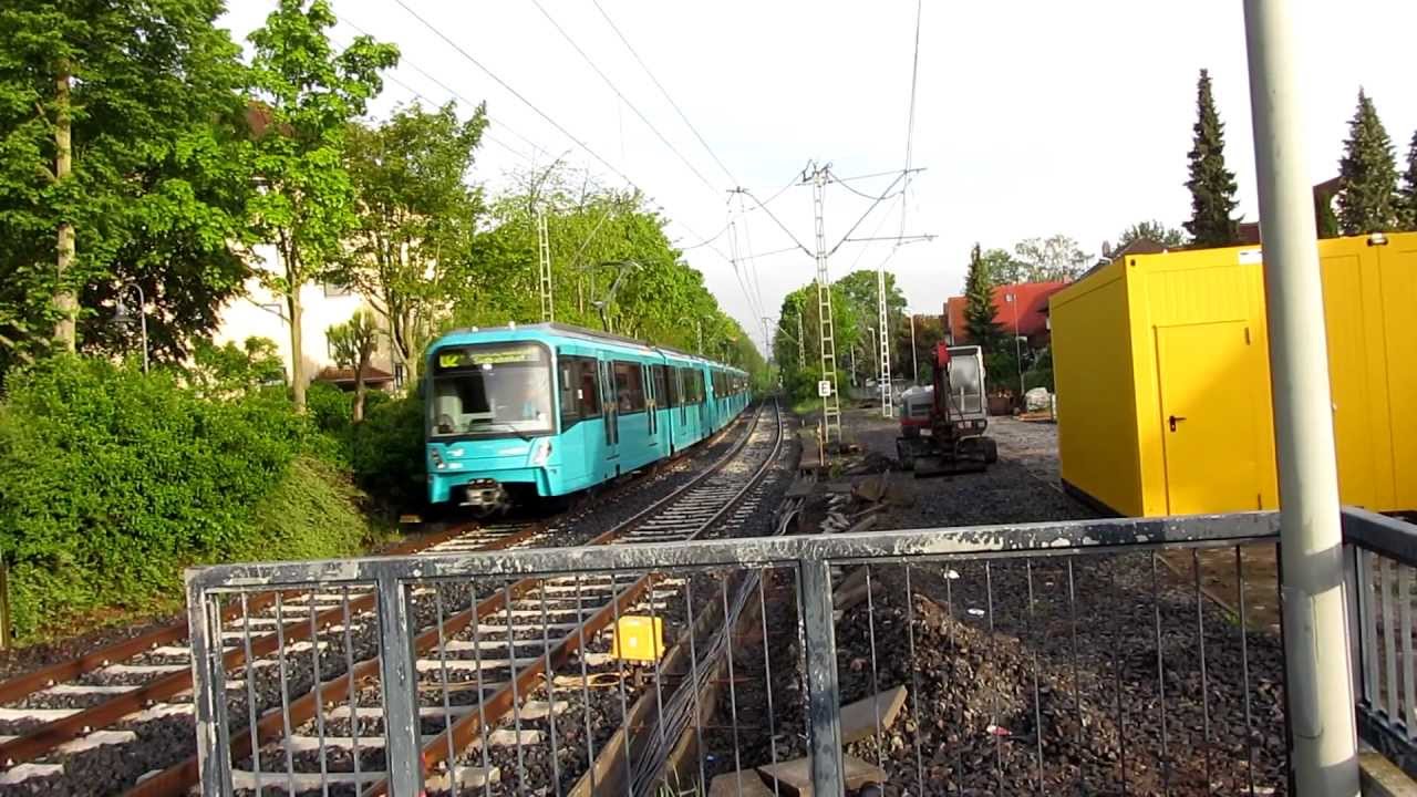 U-Bahn Frankfurt: U5-50 + U5-25 + U5-25 auf der Linie U2