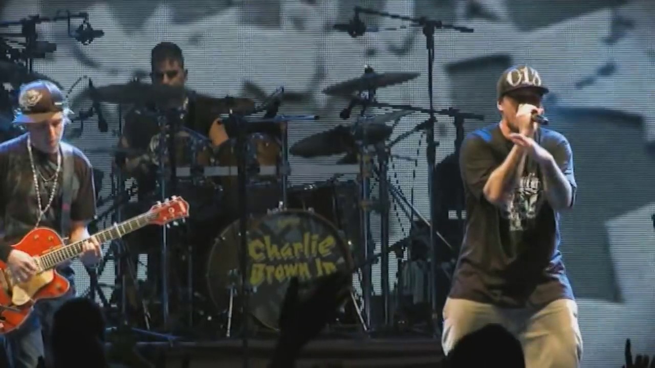 Charlie Brown Jr - Só Os Loucos Sabem