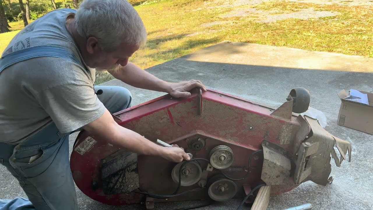 Snapper 360z blade / spindle replacement