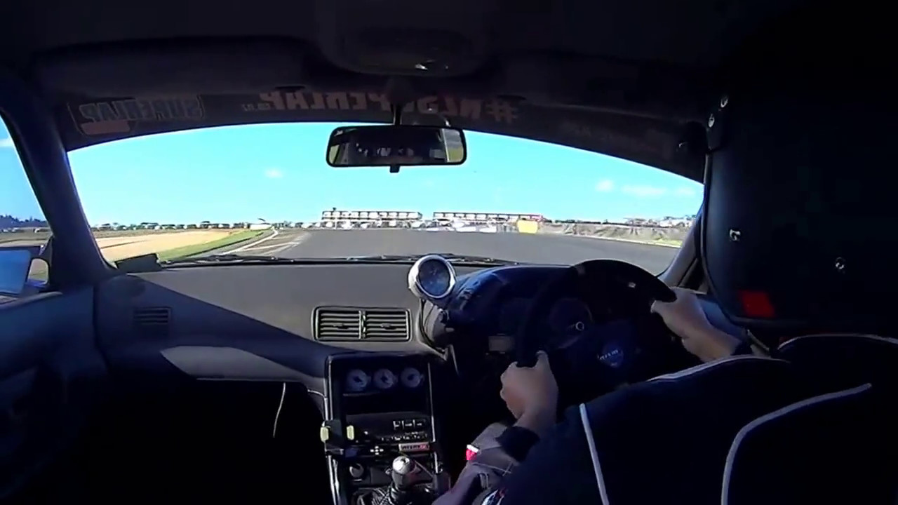 Andy's R32 GT-R Superlap at Hampton Downs