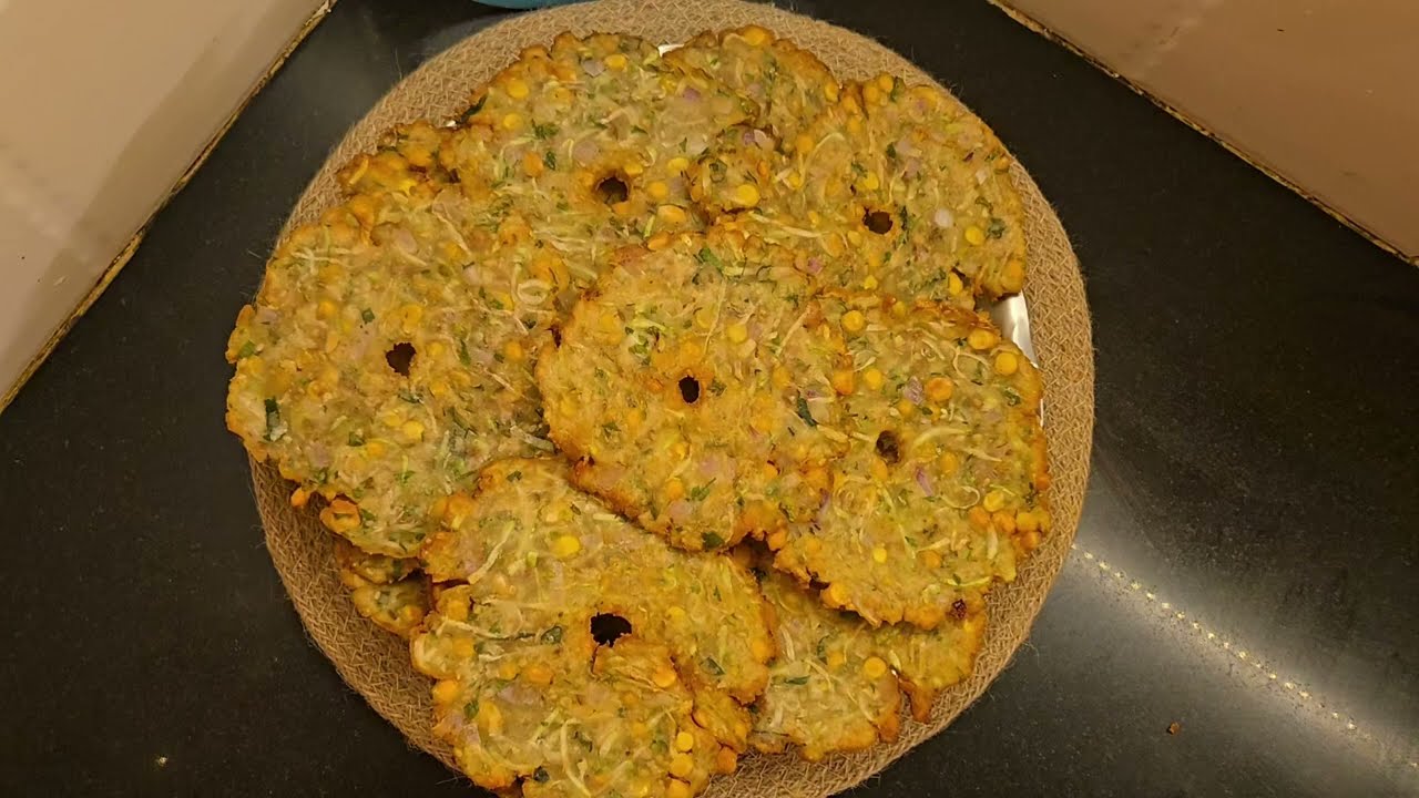 Sorakaya Garelu Recipe | సొరకాయ గారెలు | Crispy Bottle Gourd Vada |