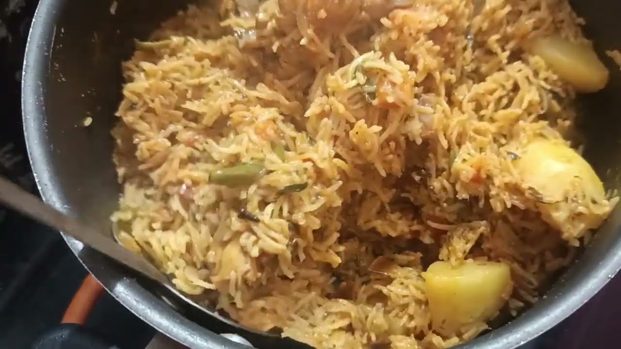 Tasty tasty chicken tahari