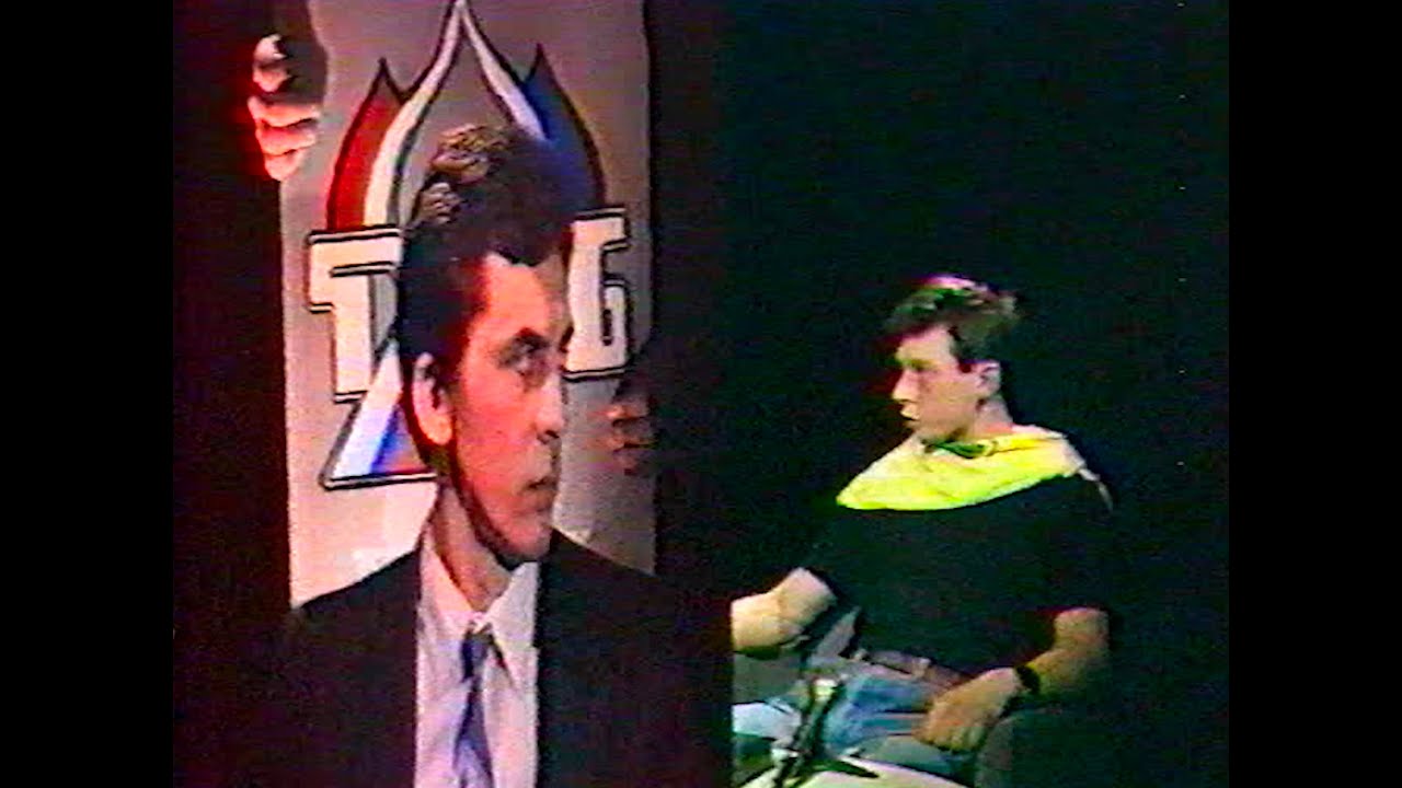 КИНОВОЛНА С ПРИВЕТОМ (1993)