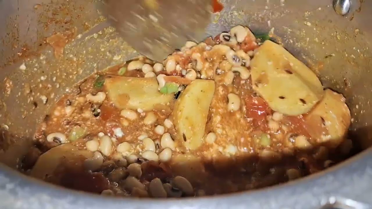 Chawlai aloo recipe 😋 👌  support me guys subscribe my channel guy's 👍 😋 