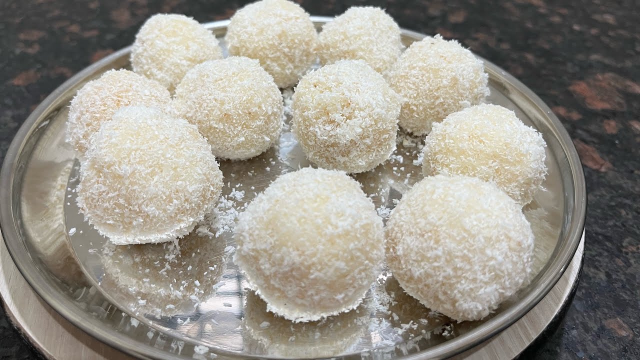 Healthy Coconut Ladoo – Easy Karnataka Style 🥥 | Homemade Sweet | Yashu Adige Mane