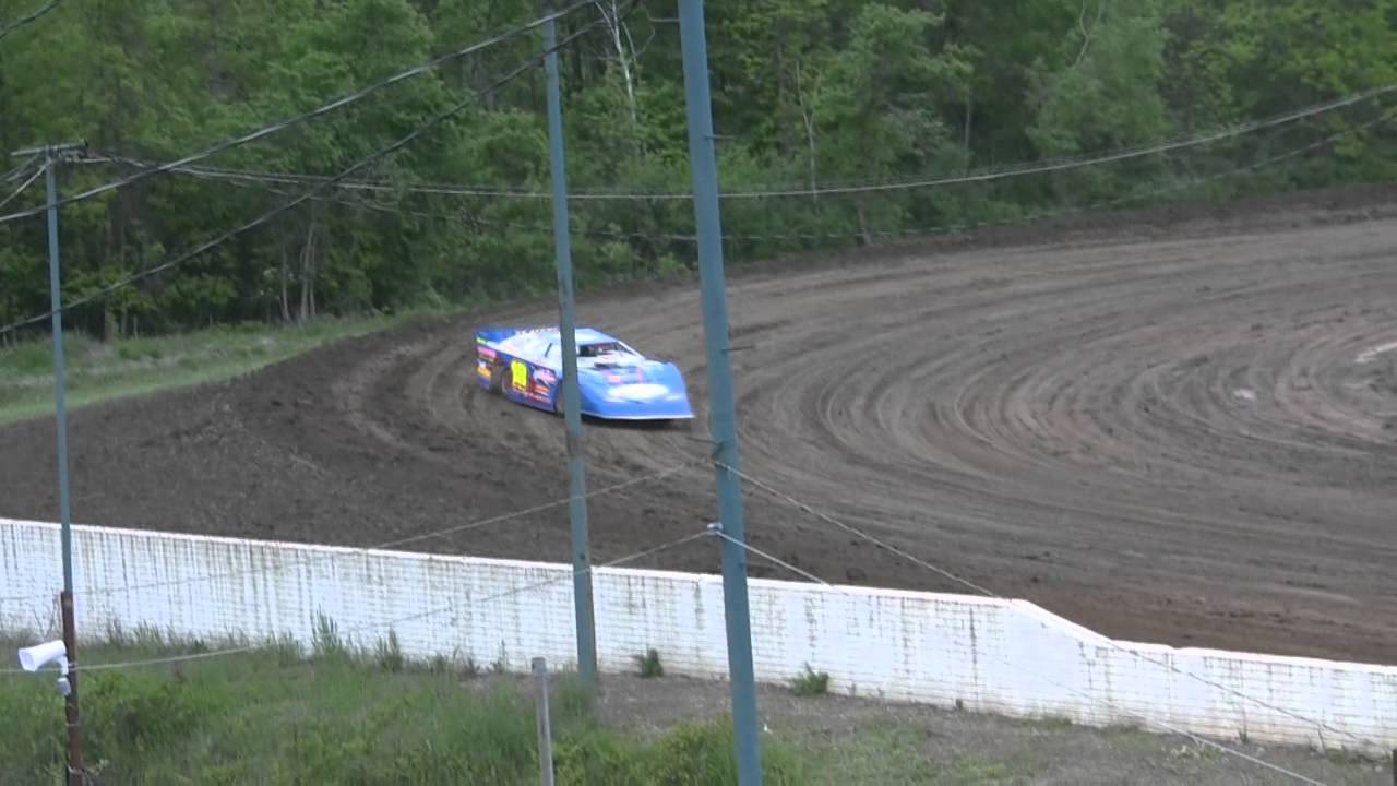 PART 2  of  late model qualifying mt. pleasant speedway 5-27-11  a.l.m.s
