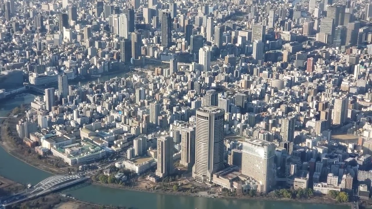 大阪上空から伊丹空港着陸まで DHC8-Q400