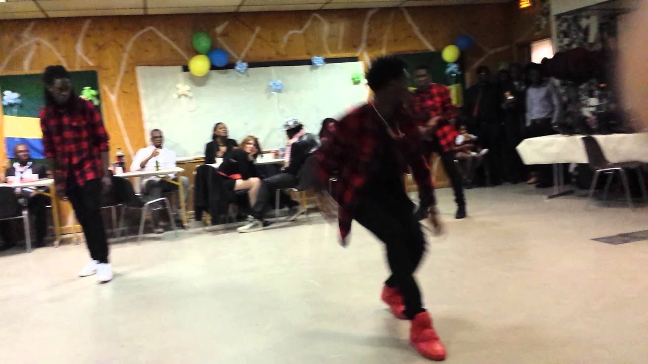 Voogga crew perfom Metz show