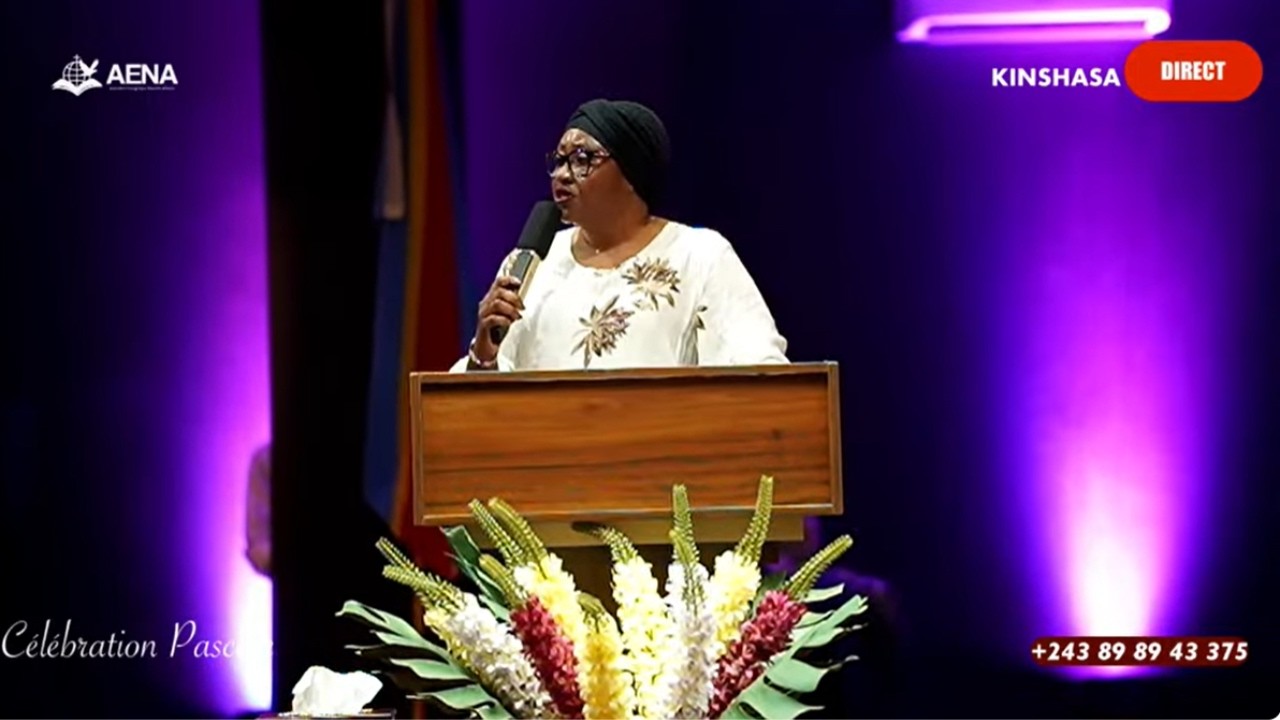 Crois à l’Impossible : Dieu Peut Changer Ta Vie en Un Instant ! Pasteur Joëlle KABASELE