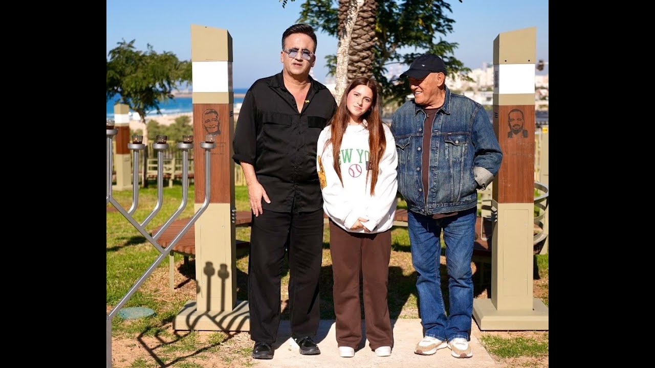 שלומי שבת ֿ| מסע הנרות עם יורם סוויסה - נר 4 של חנוכה לזכר אריה ואליהו אוזן ז״ל | מקום בלב אשדוד