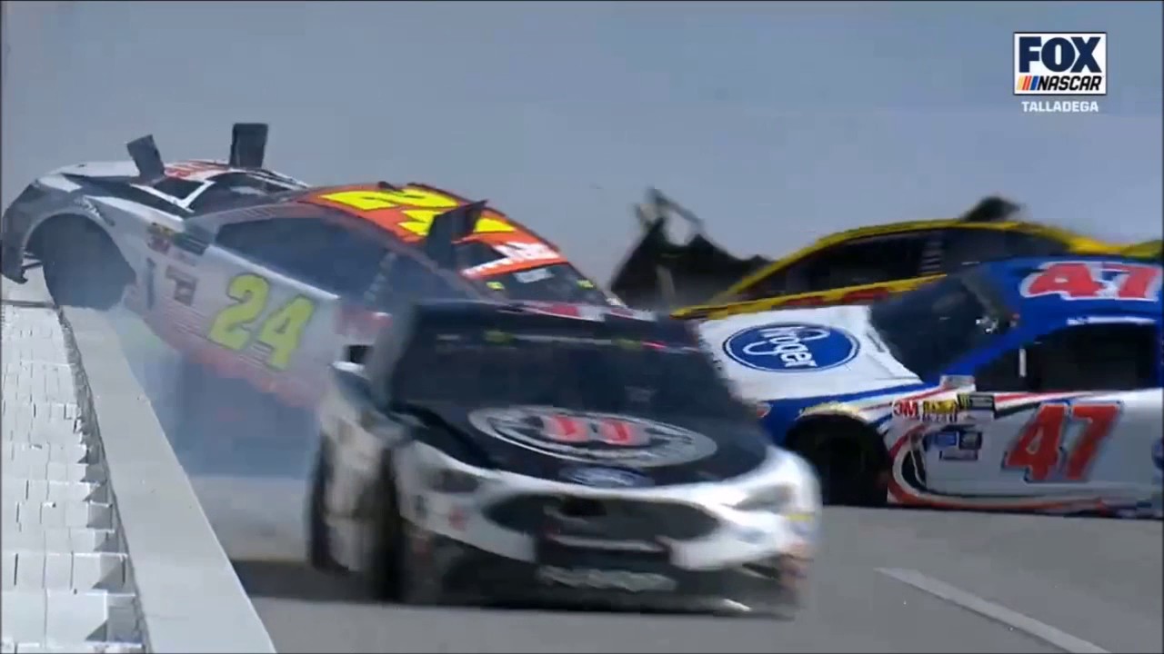 MENCS 2017--Geico 500 All Crashes