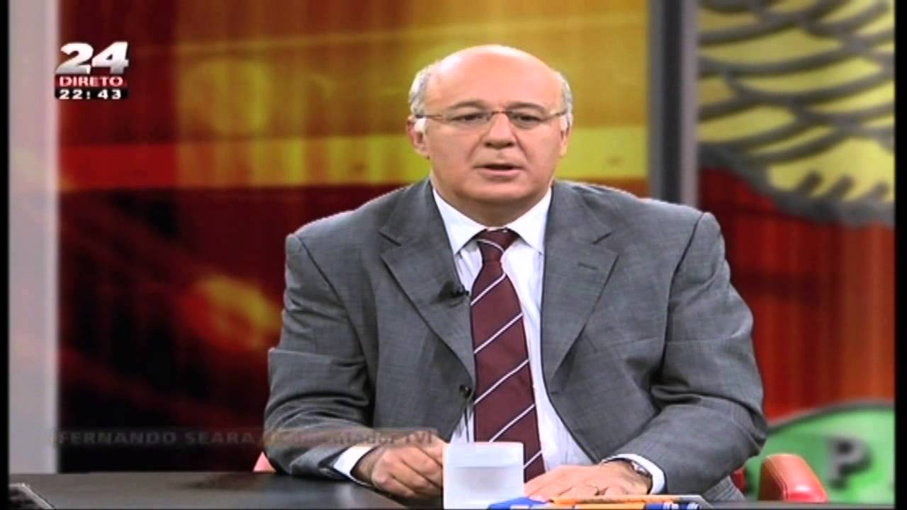 Manuel Serr&atilde;o mascara-se de D. Afonso Henriques e traz o Mel&atilde;o Tipo 