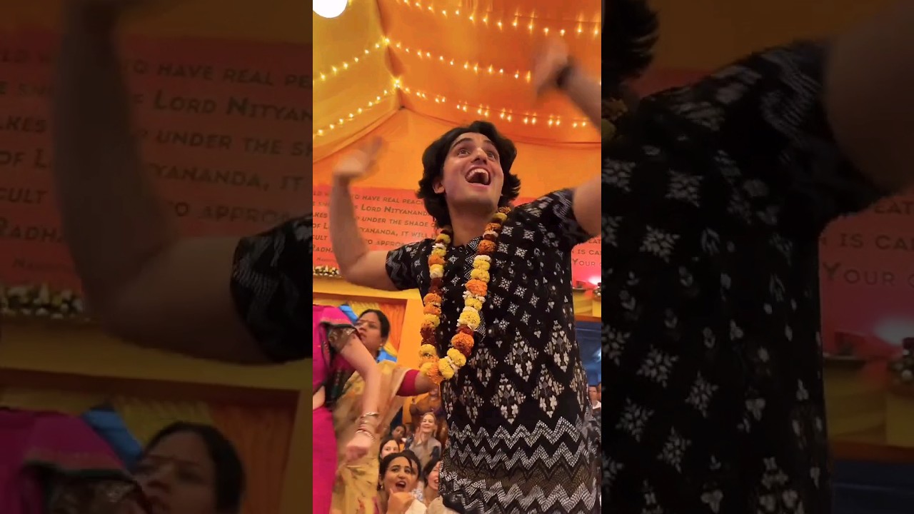 Yogindra Prabhu #dance ll #mayapur #kirtan Mela ll 😍😎😍 #shorts #short