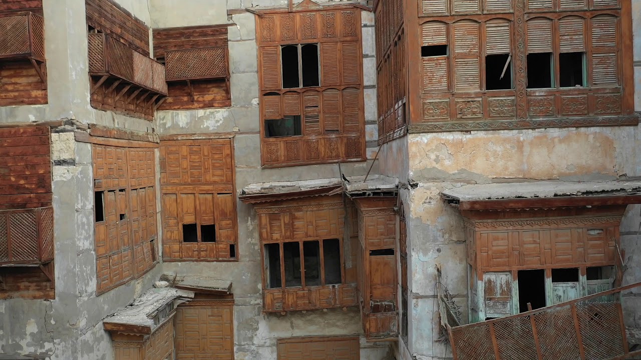 4K Aerial view of old houses with mashrabiyas in al-Balad, Jeddah, Saudi Arabia