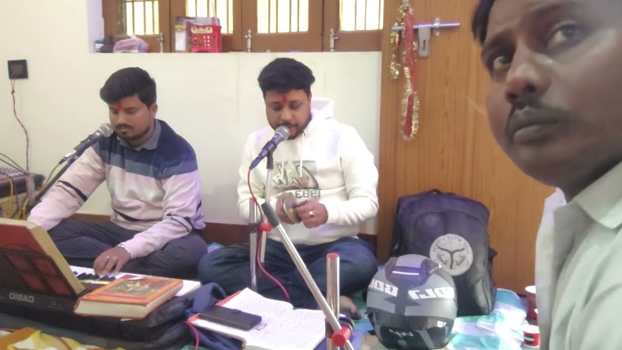 Tere pyar ka mujh par hua ye asar h tarj Ramayan path use earphone 