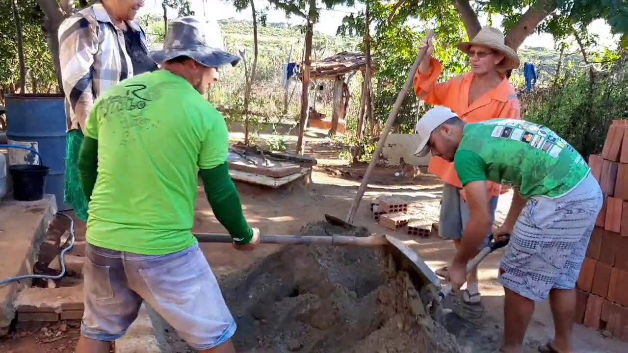 Bastidores: Mostrando como está a construção do quarto de Jurema.