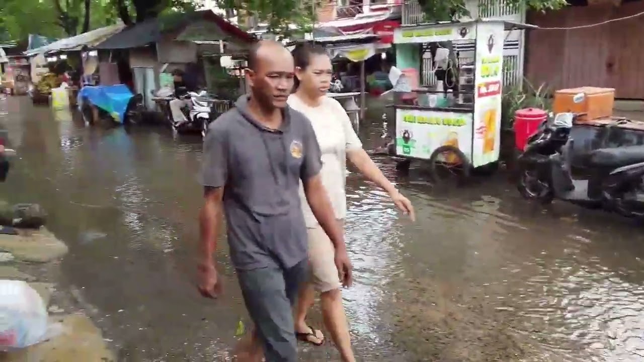 Hari ini jalan ke pasar keranji banjir 
