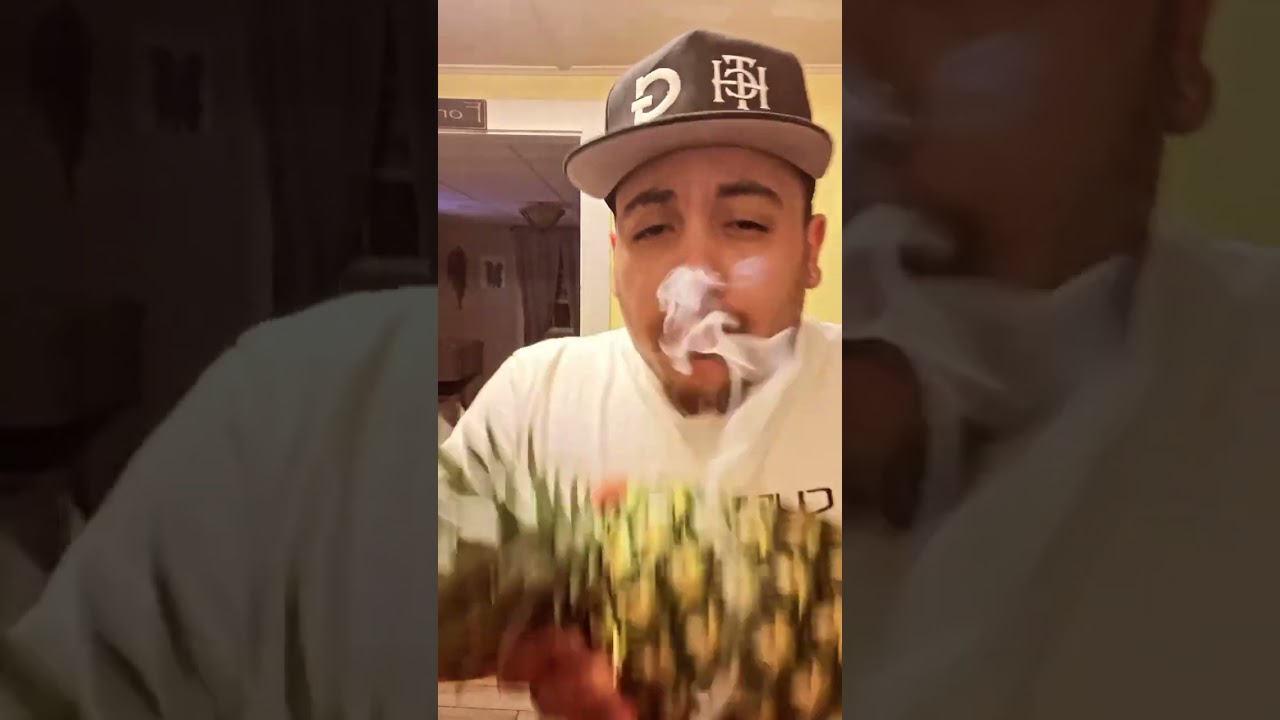 Big Pineapple Tokes !! #dab #dabstagram #smokeweedeveryday #weedgotmefaded #weed #stonersonly #dab