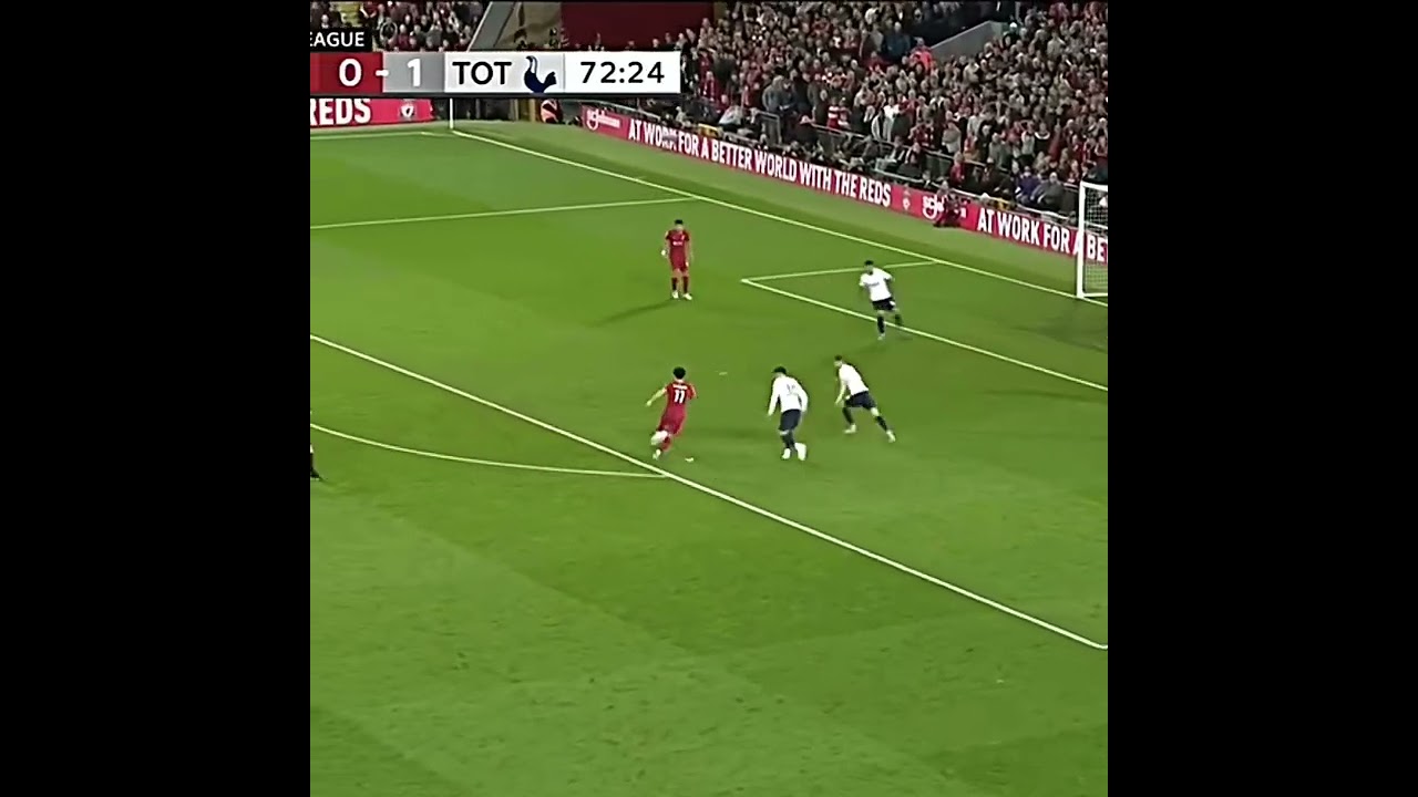 Ben Davies block on Mo Salah🤯