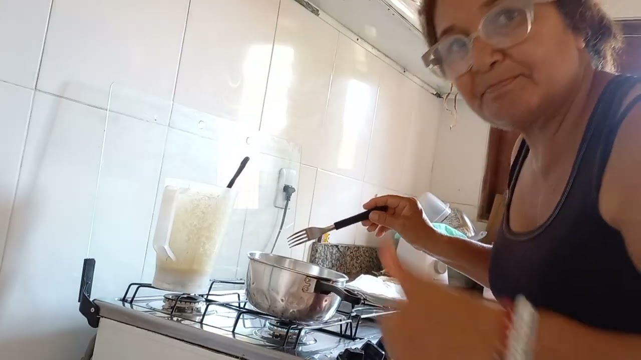 Bolinho de arroz frito do Maranhão.