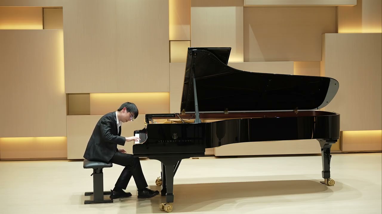 Franz Liszt: Spanische Rhapsodie, S.254 by Yibo Zhang