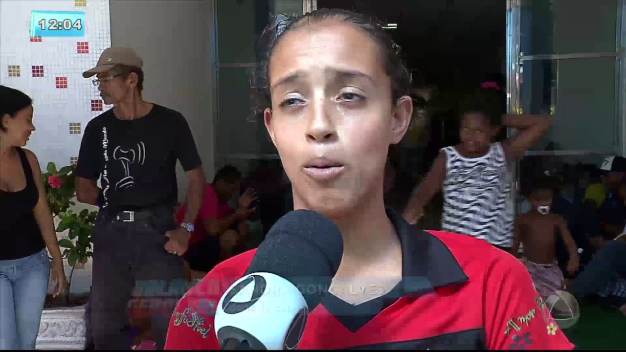 Moradores do Bairro Santa Maria ocuparam a Prefeitura de Aracaju para cobrar auxílio moradia