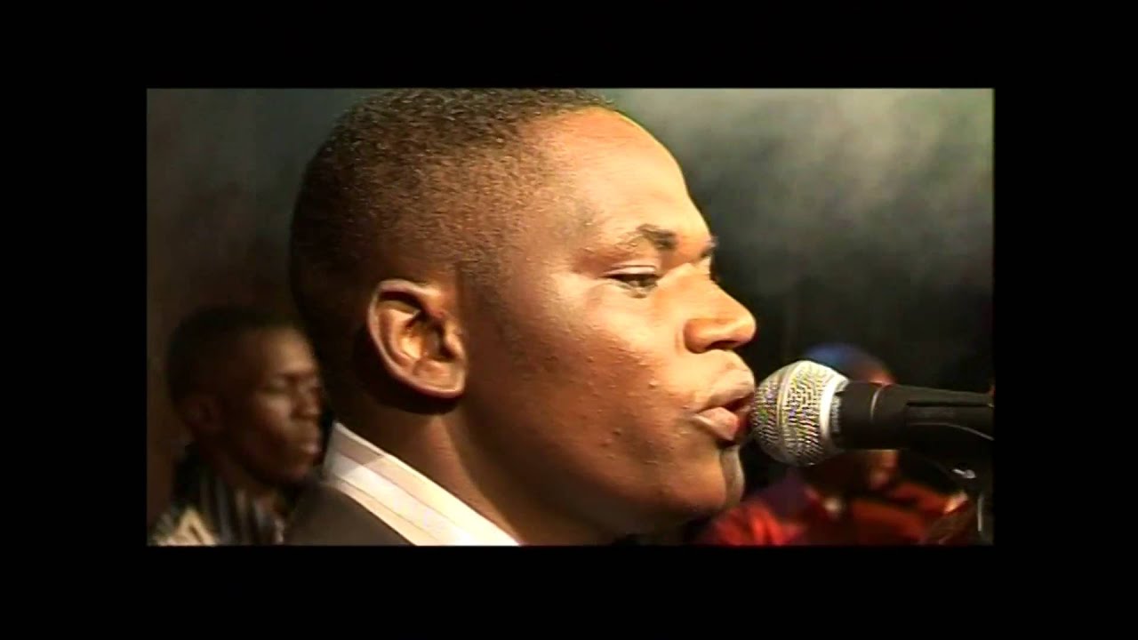 Adona&iuml; - Gael Music- Live 2005