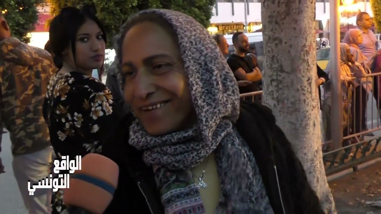 ربوخ شعبي وأجواء خيالية يصنعها رعاة السمامة في قلب مدينة تونس بحضور السياح الأجانب