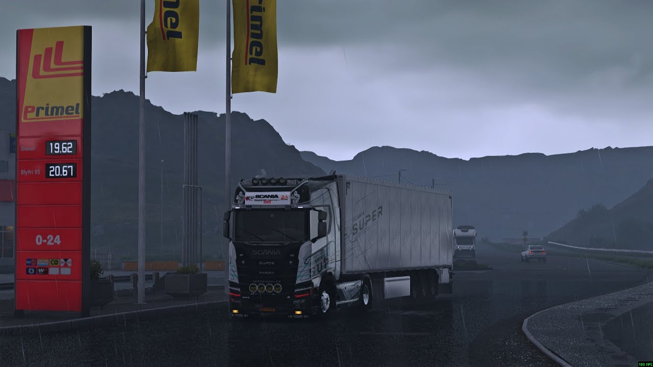Realistic Rain & Thunderstorm Driving &ndash; ETS2 Ultra Weather Experience