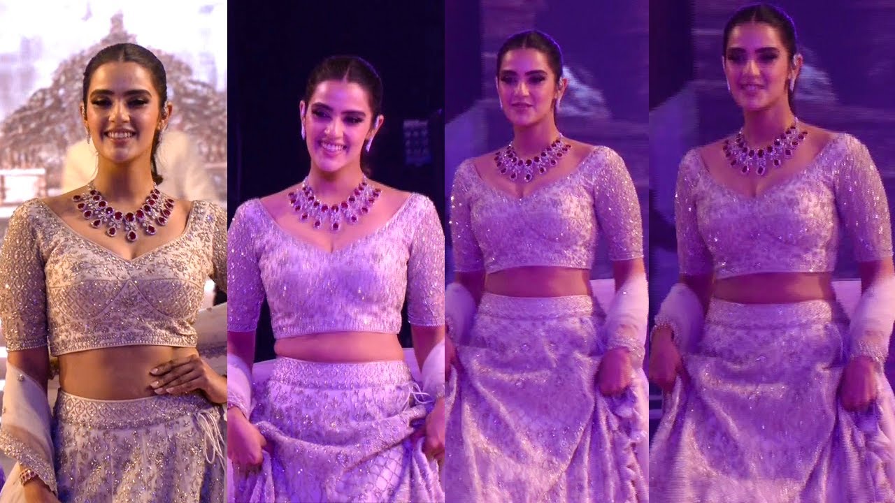 Heroine Kavya Thapar Ramp Walk at Teach for Change @ Tollywood Actress Ramp Walk Visuals | Tollywood