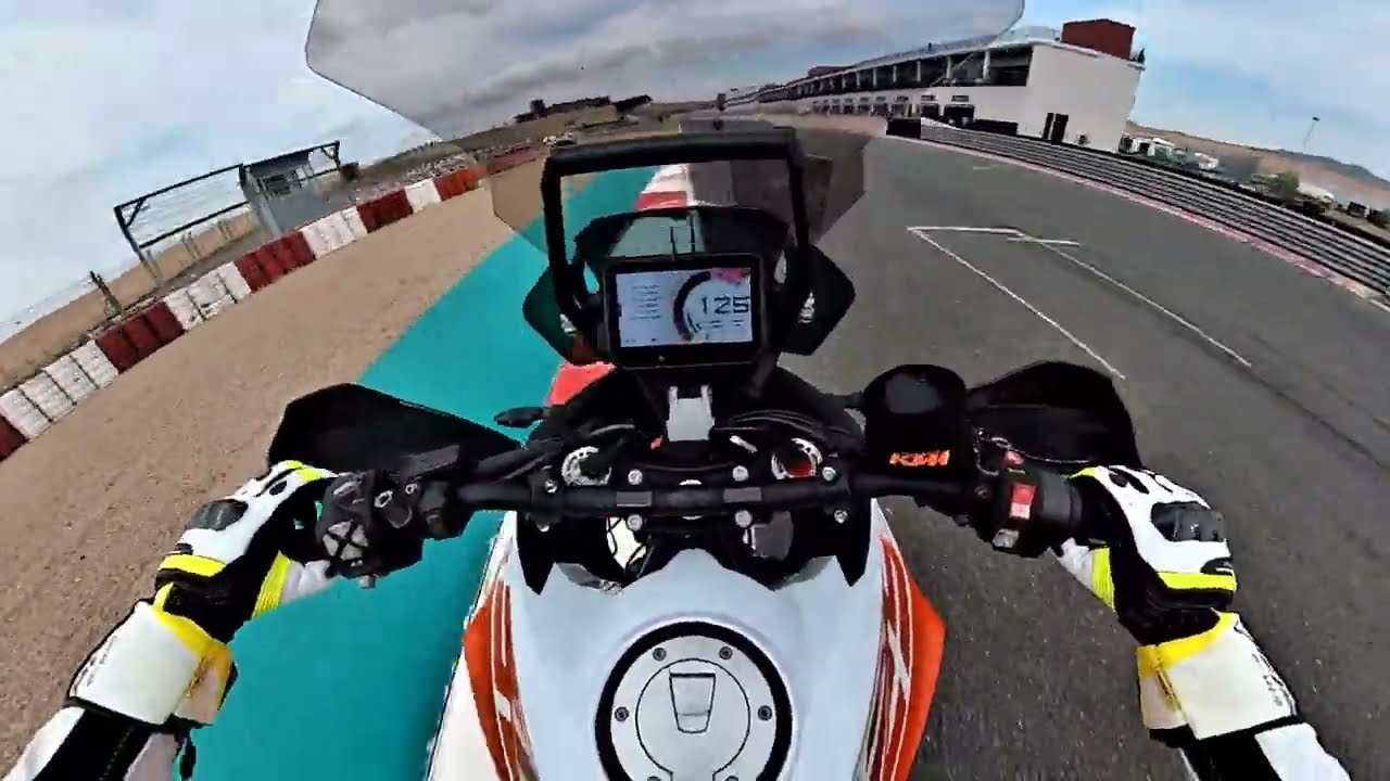 Onboard Circuito Los Arcos Navarra: TRAIL VS RR 😬 (ktm 1290 SAS+ Pirelli Ángel gt2 [2:14'807]