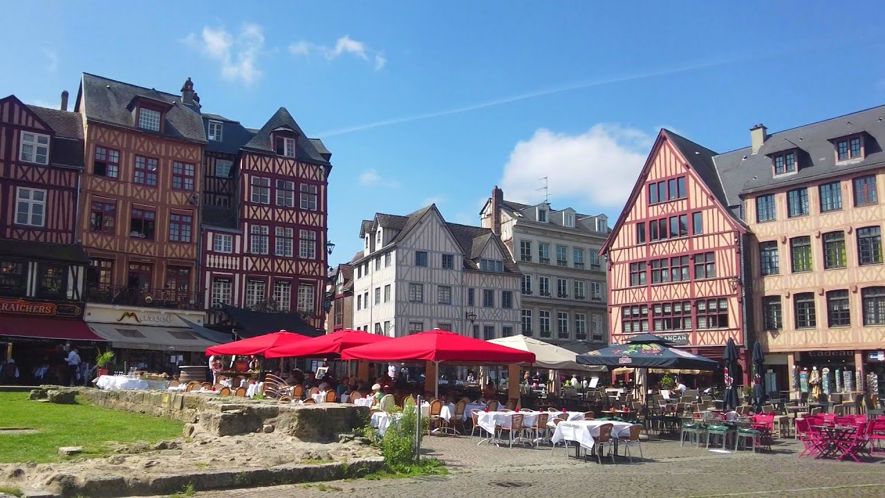 Walk in Rouen - Normandy. (Rue du Gros-Horloge, Place du Vieux-Marché.)