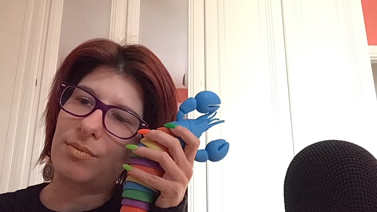 Brusching 🙂❤️ & suoni con le unghie 💅 😎 asmr ita