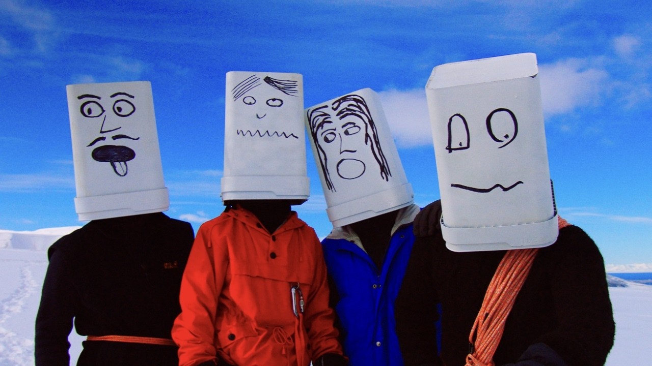 Bilderbuch - Push Reality (Official Video)