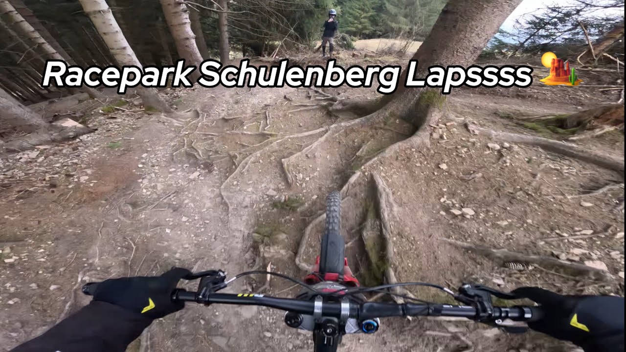 Dusty Lapsss im Racepark Schulenberg/ Til Holzhauer/ Santa Cruz V10
