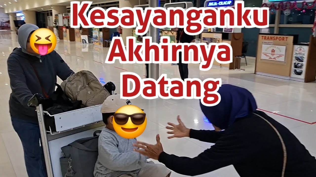 Menjemput Kesayanganku di Bandara