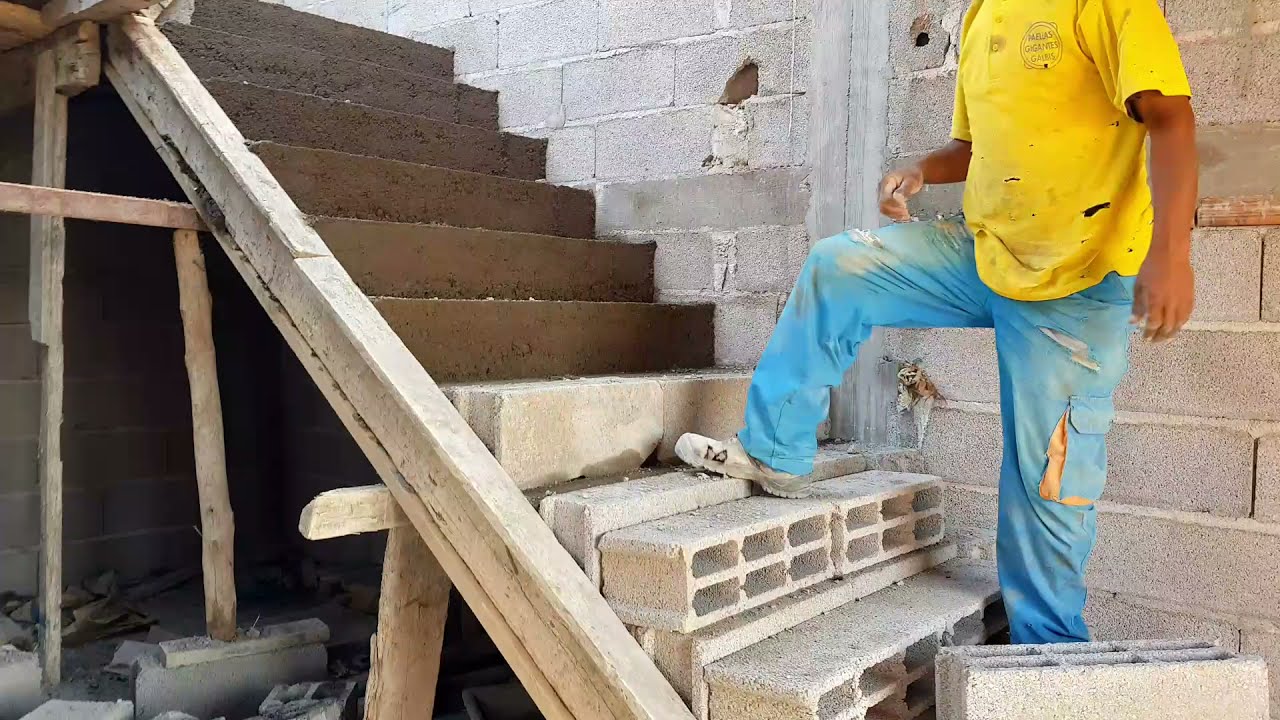 كيف تعمل سلم. طريقة عمل نجارة السلم.Comment fonctionne une échelle Travaux de menuiserie échelle▶️52