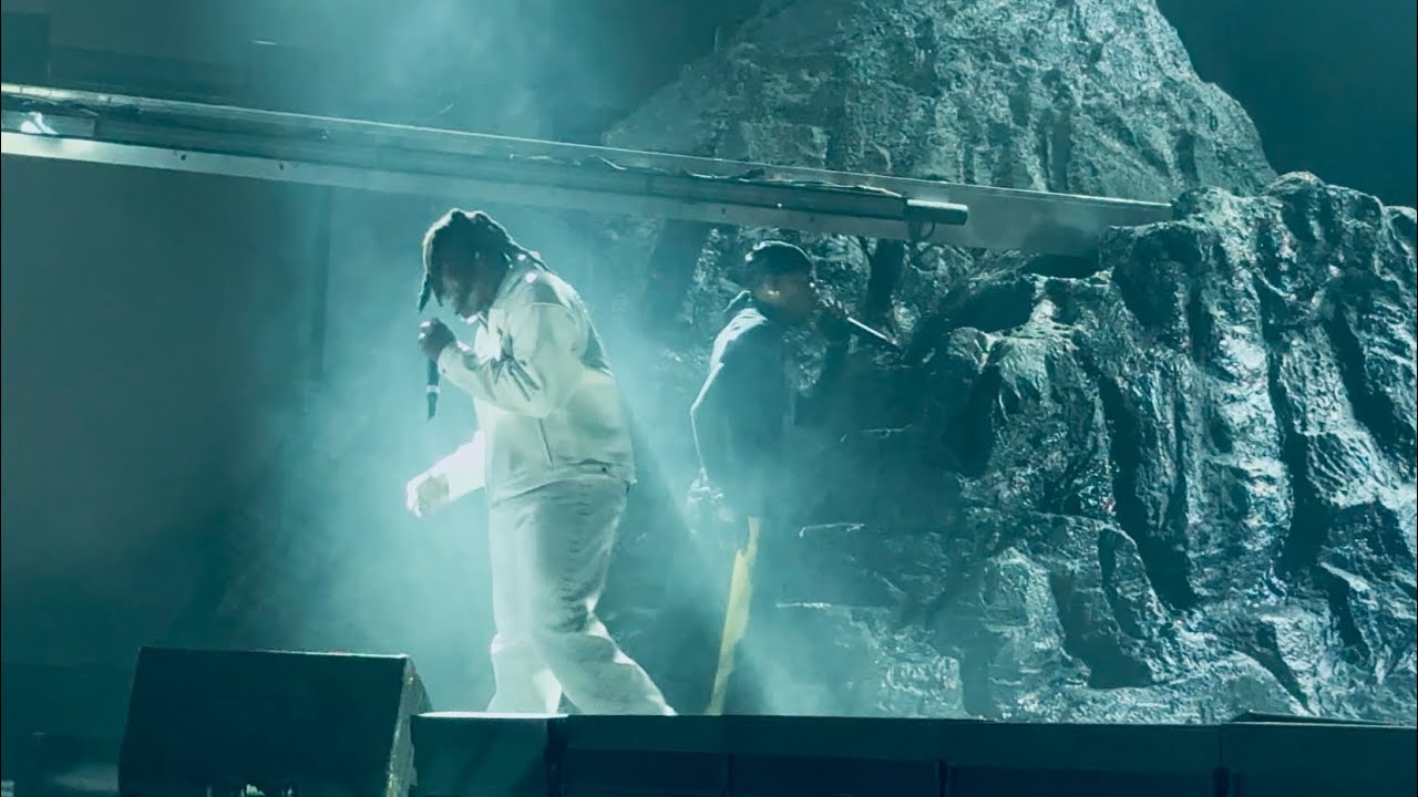 Travis Scott & Don Toliver - Can’t Say LIVE @ Complexcon 2024 (Front Row)