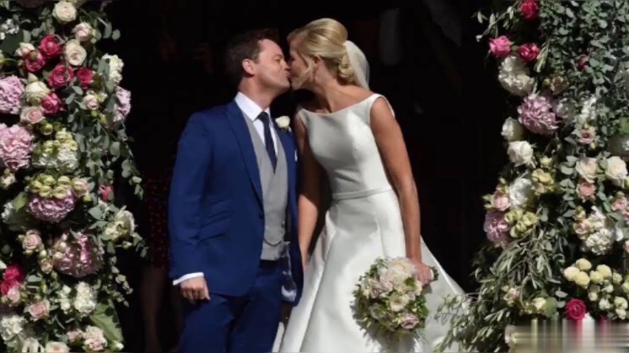 Happy 45th birthday Declan Donnelly                                 ❤️😘🥂🥳🎊🎂