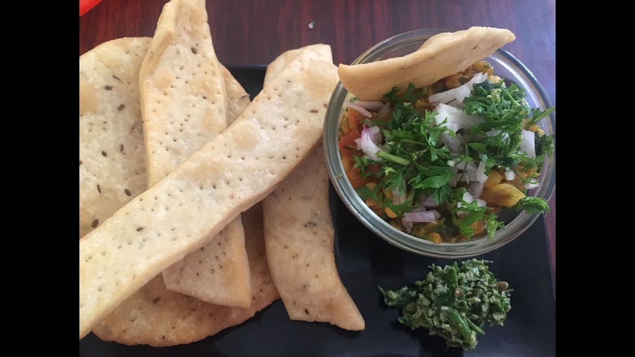 Daal pakwan recipe by cooking with girija/sindhi recipe daal pakwan/how to make daal pakwan