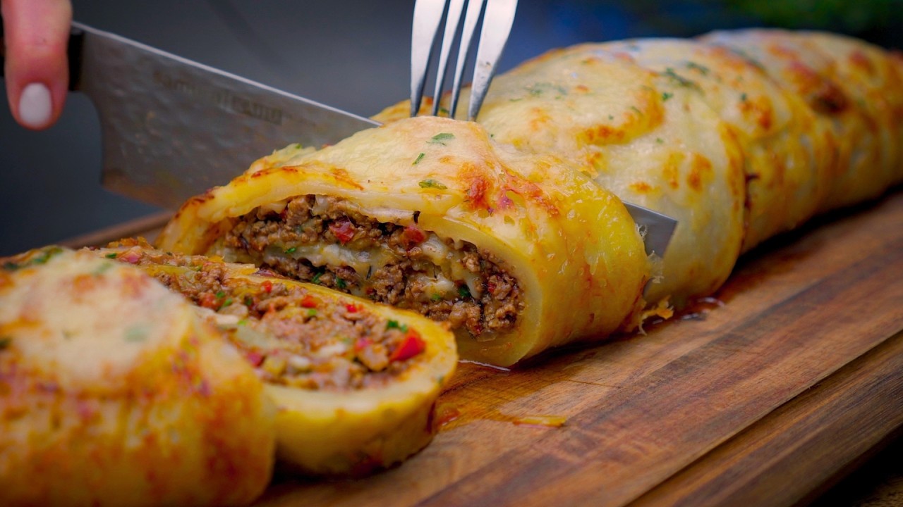 Секретный ингредиент внутри! Самый вкусный КАРТОФЕЛЬНЫЙ РУЛЕТ, который я когда-либо ел!