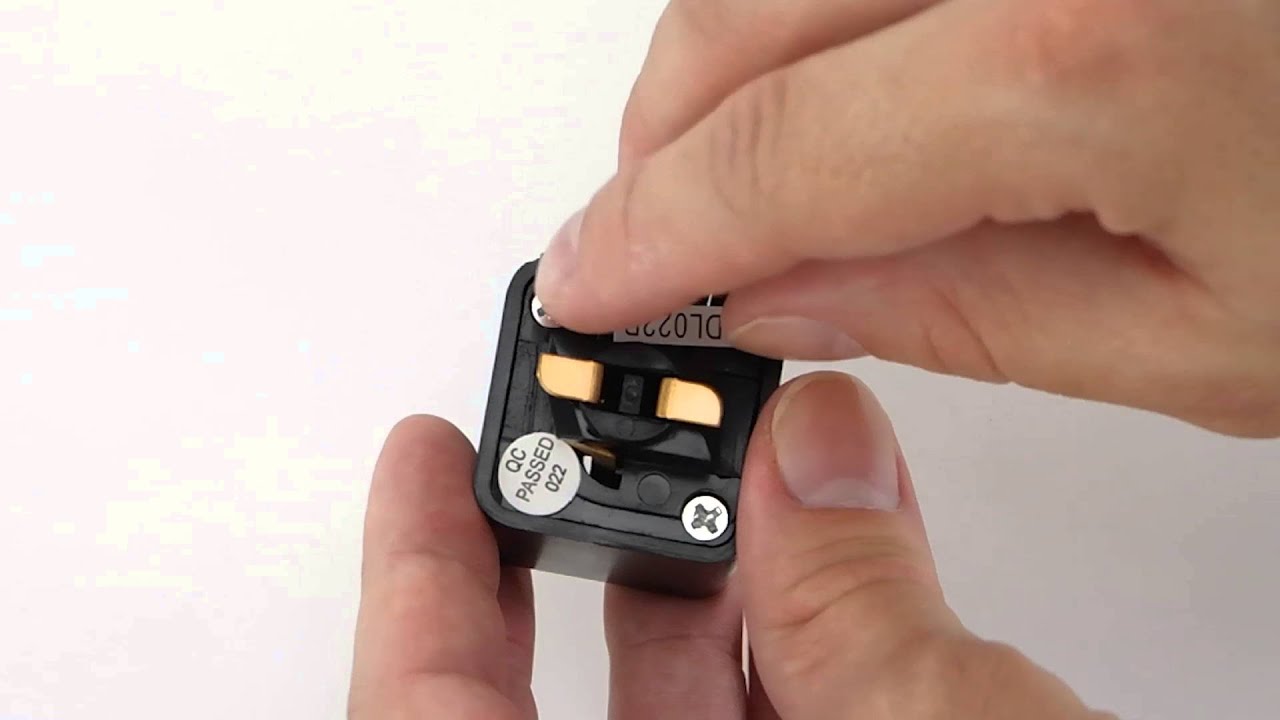 ADAPTADOR preto para trilho eletrificado Bella DL022P