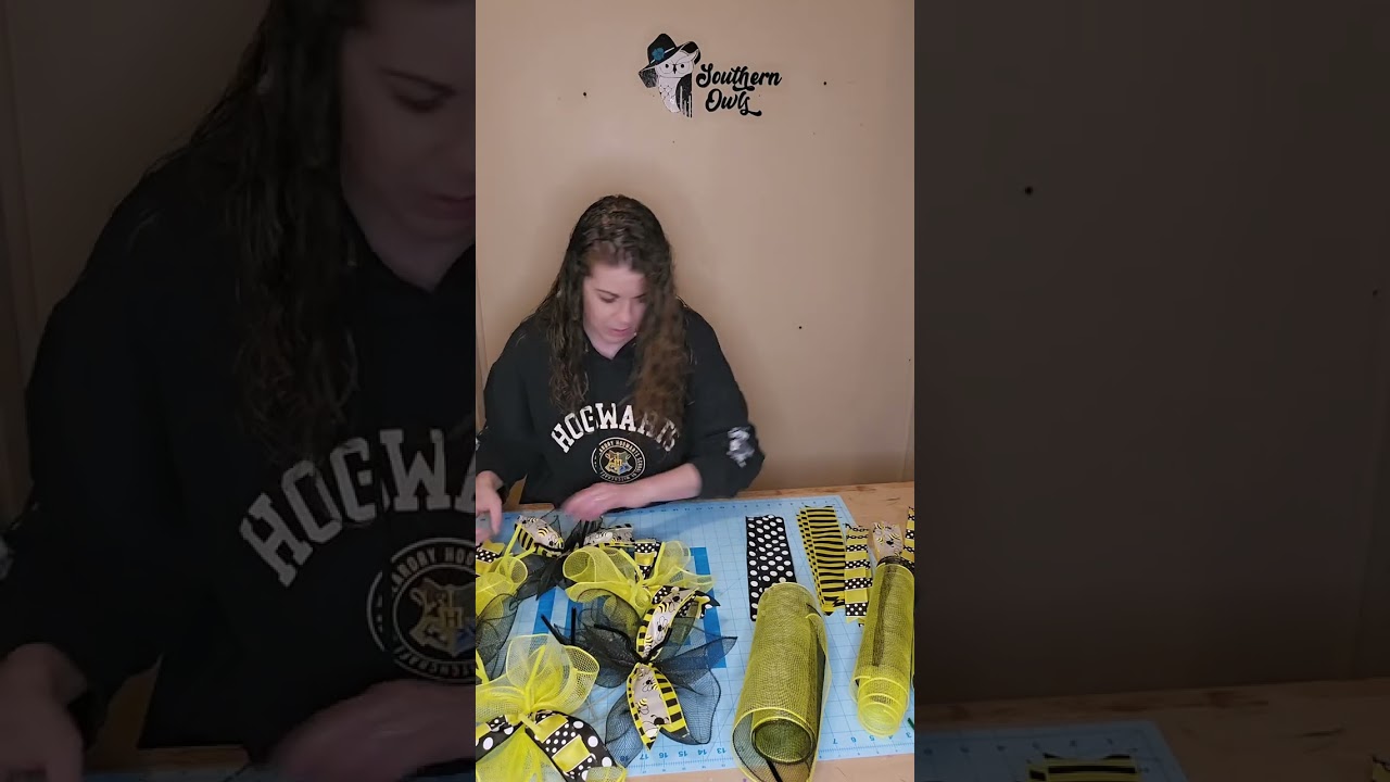 How to make a pancake wreath using a 14