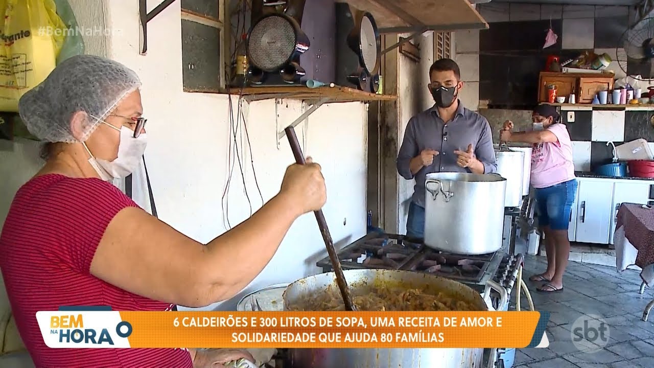 6 caldeirões e 300 litros de sopa, uma receita de amor e solidariedade que ajuda 80 famílias